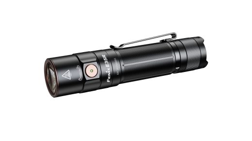 Náhledový obrázek - Nabíjecí svítilna Fenix E35R je zdařilou kombinací vysokého výkonu, kvality a ceny