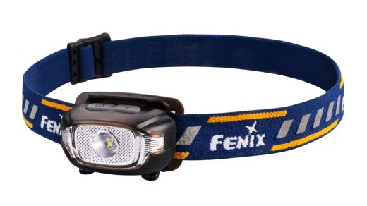Náhledový obrázek - S lehkou čelovkou Fenix HL15 vás soumrak při běhání nezaskočí