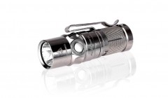 Nabíjecí LED svítilna Fenix RC09 Titanium