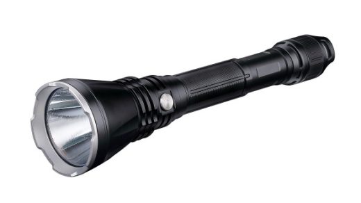 Náhledový obrázek - Daleký dosvit i široký kužel, Fenix představuje dvojici vyhledávacích svítilen TK47