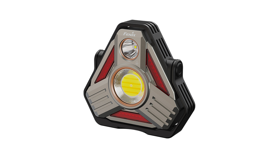 Nabíjecí světlo Fenix CP50R